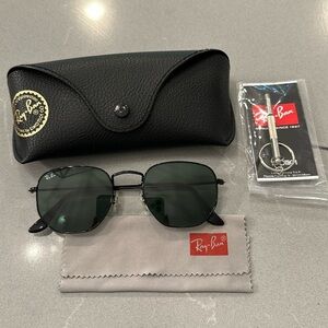 Ray-Ban Hexagonal Flat Sunglasses